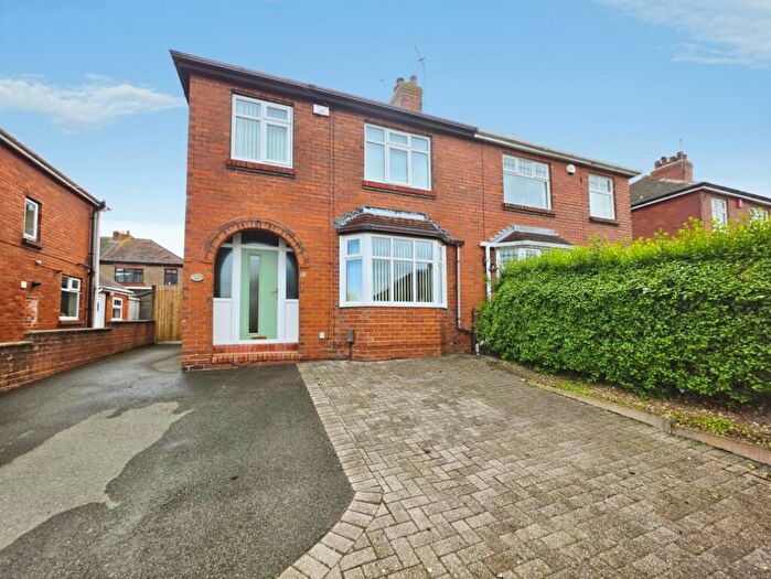 3 Bedroom Semi-Detached House For Sale In Moorfield Avenue, Biddulph, Stoke-On-Trent, ST8