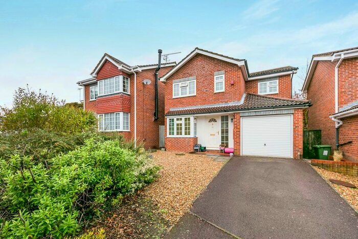 4 Bedroom Detached House To Rent In Copperfield Avenue, Owlsmoor, Sandhurst GU47