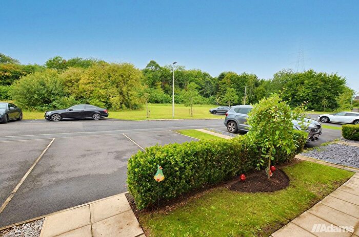 3 Bedroom Mews For Sale In Wisbech Close, Runcorn, WA7