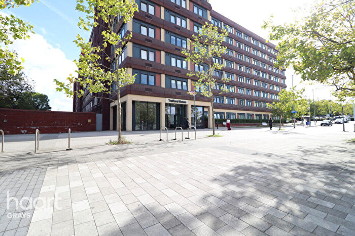 2 Bedroom Flat To Rent In Cherrydown East, Basildon, SS16