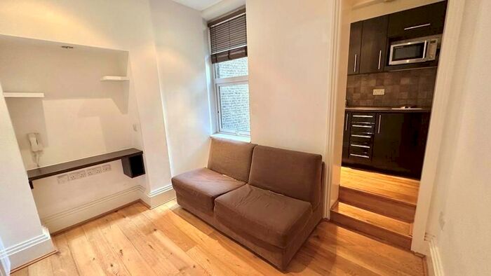 Studio To Rent In Inglewood Mansions, West End Lane, London, NW6