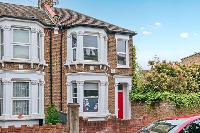 1 Bedroom Flat For Sale In Bridgman Road, Chiswick, London, W4