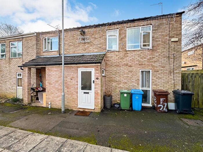 3 Bedroom Semi-Detached House For Sale In Dorking Walk, Corby, NN18