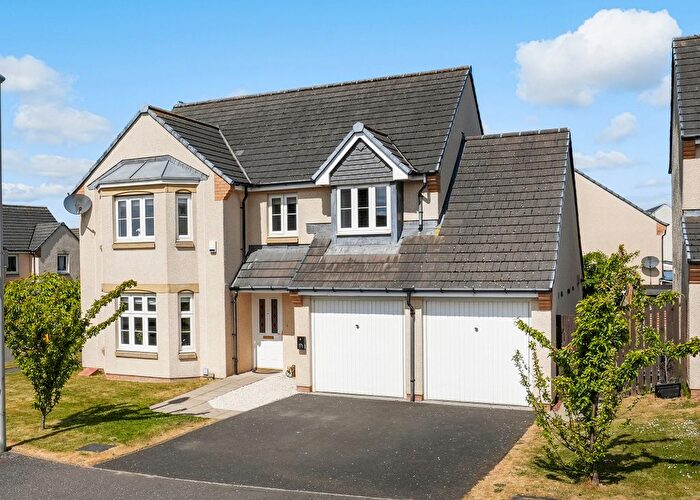 4 Bedroom Detached House For Sale In South Quarry View, Gorebridge, EH23