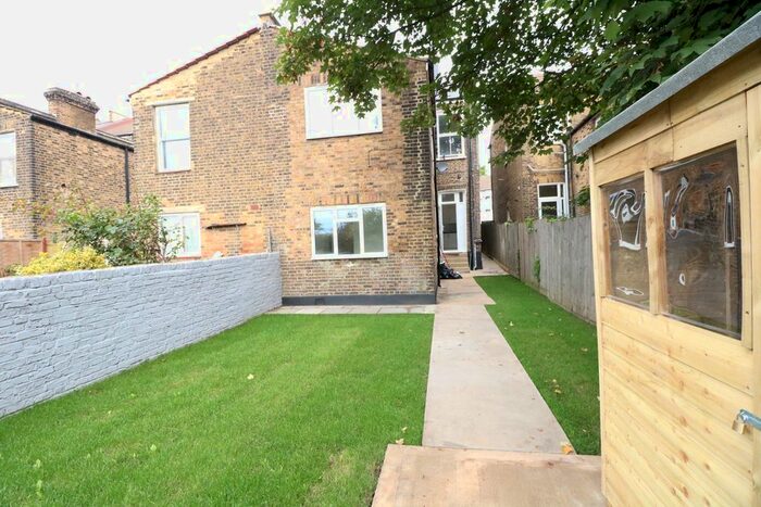 2 Bedroom Flat To Rent In Tubbs Road, Harlesden, London, NW10