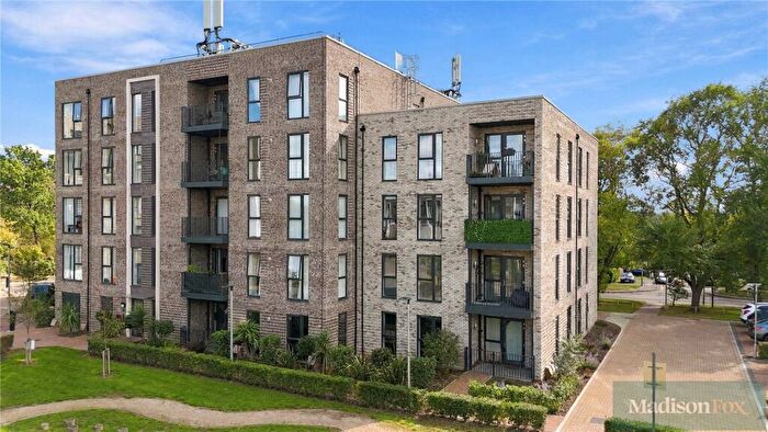2 Bedroom Apartment For Sale In Academy Way, Loughton, Essex, IG10