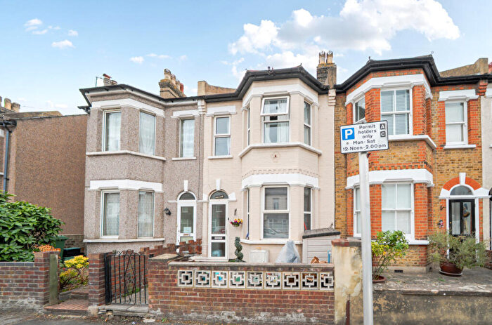 4 Bedroom Terraced House For Sale In Elliott Road, Bromley, BR2
