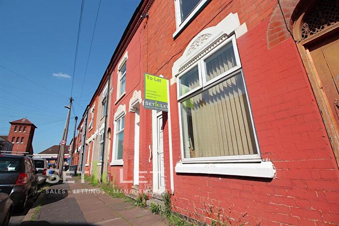 3 Bedroom Terraced House To Rent In Constance Road, Leicester, LE5