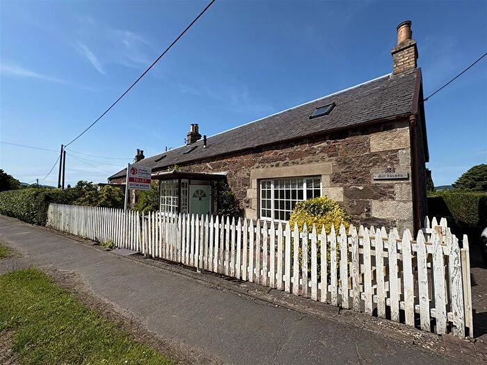 3 Bedroom Cottage To Rent In Kirklands, Perth Road, Abernethy, PH2