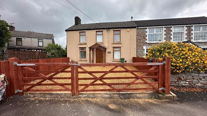 2 Bedroom Semi Detached House To Rent In Gwaunmiskin Road, Beddau, CF38