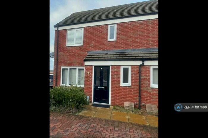 3 Bedroom Semi-Detached House To Rent In Saxonbury Way, Peterborough, PE2