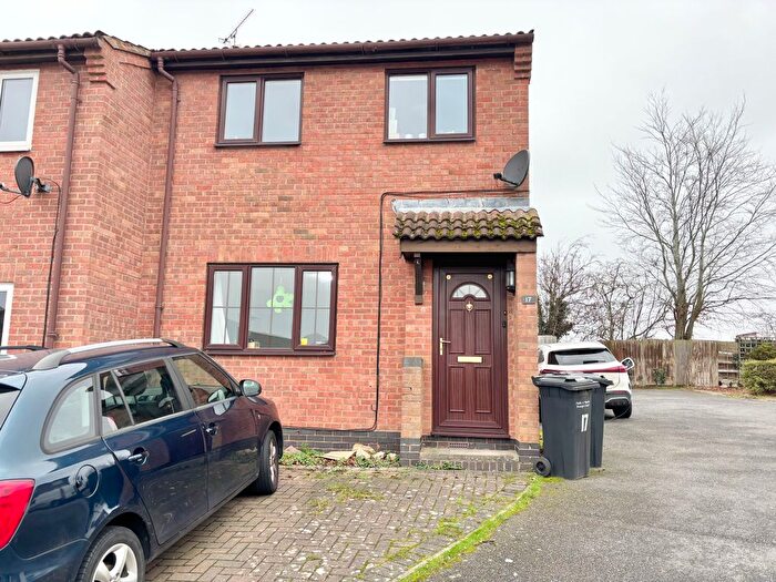 3 Bedroom Semi-Detached House To Rent In Saxondale Road, Wigston, LE18