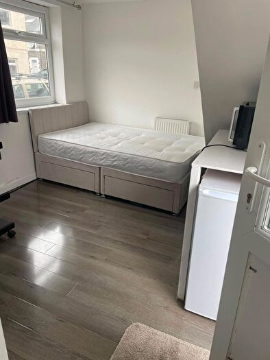 Studio To Rent In Letty Street, Cardiff(City), CF24