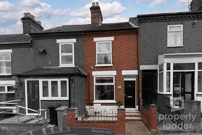 3 Bedroom Terraced House For Sale In Pelham Road, NR3
