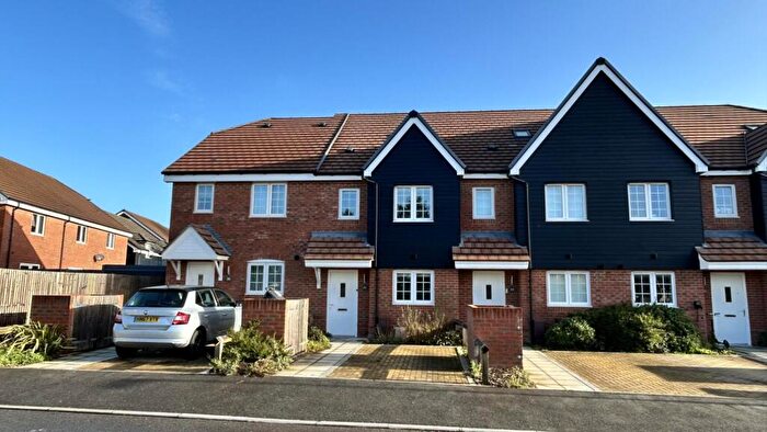 3 Bedroom House To Rent In Richard Road, Chichester, PO19