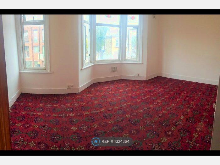 4 Bedroom Terraced House To Rent In Katherine Road, London E6