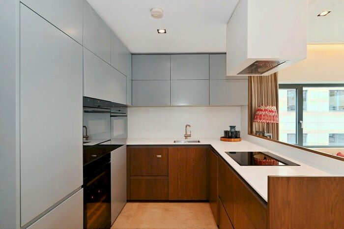 2 Bedroom Flat To Rent In Babmaes Street, St James, SW1Y