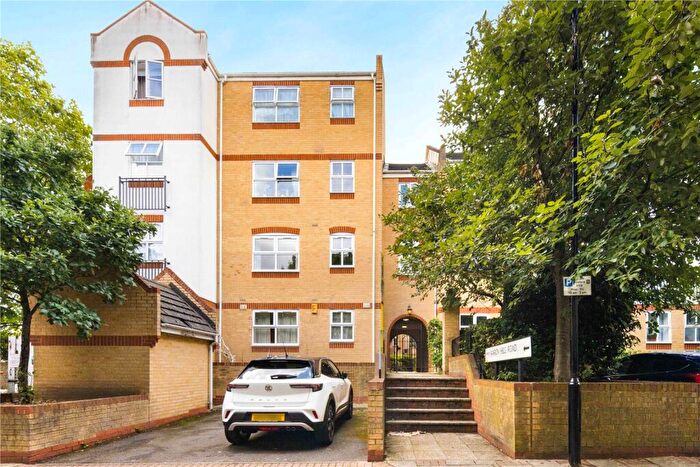 2 Bedroom Flat To Rent In Aaron Hill Road, London, E6