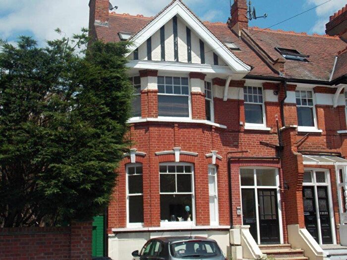 1 Bedroom Flat To Rent In Chingford, E4