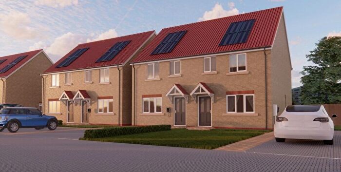 3 Bedroom Semi-Detached House For Sale In King Charles Close, Louth, LN11