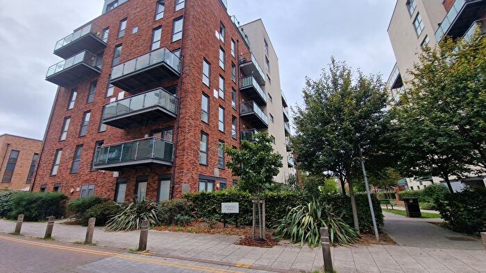 1 Bedroom Flat To Rent In Honour Gardens, Dagenham, RM8