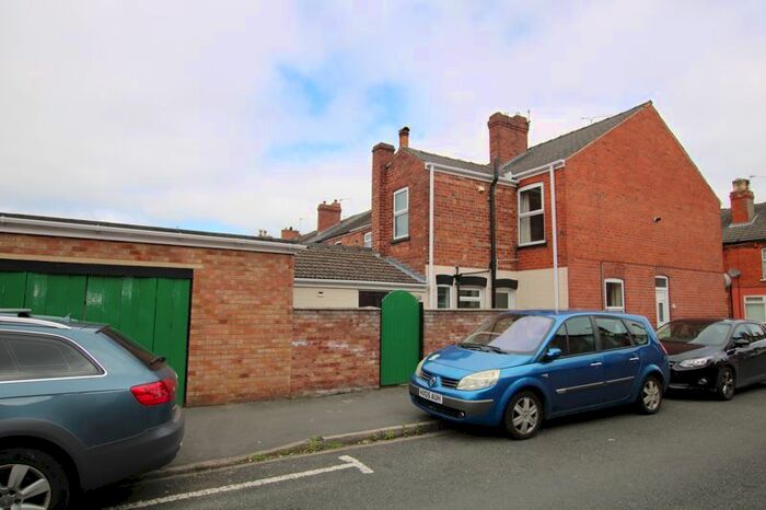 2 Bedroom End Of Terrace House To Rent In Hood Street, Lincoln LN5