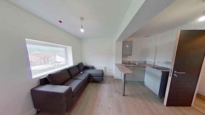 1 Bedroom Flat To Rent In Brook Street, Treforest, CF37