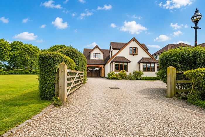 4 Bedroom Detached House For Sale In Nine Ashes, Nine Ashes Road, Ingatestone, CM4