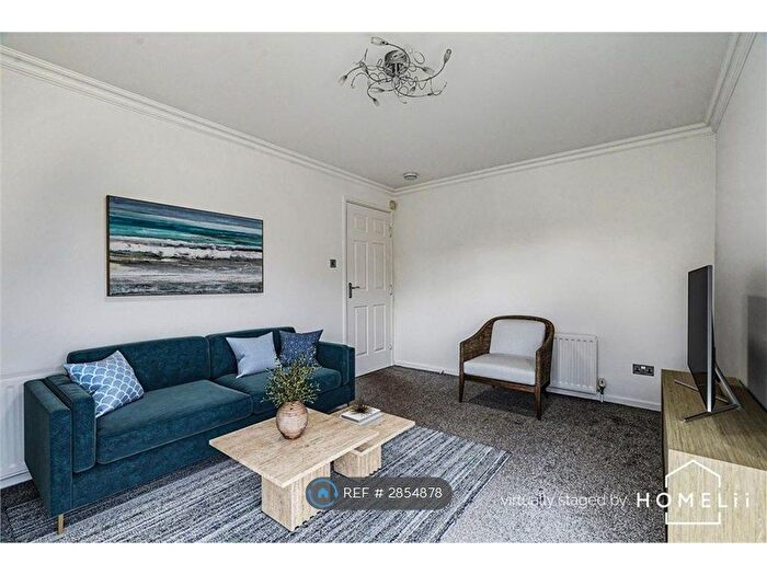 2 Bedroom Flat To Rent In Saughton Mains Gardens, Edinburgh, EH11