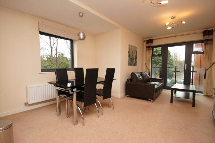 2 Bedroom Apartment To Rent In Nursery Close, Botley, OX2