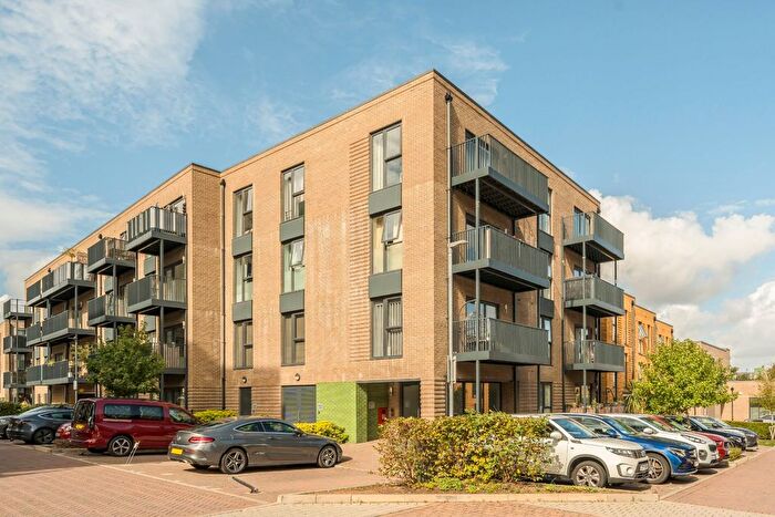 1 Bedroom Flat For Sale In Bowen Drive, Charlton, SE7