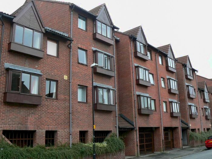 Studio To Rent In Victoria Avenue, Redfield, Bristol, BS5