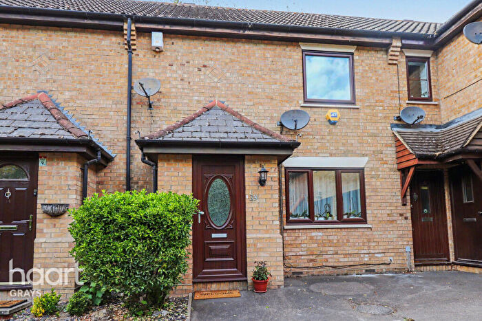 2 Bedroom Terraced House For Sale In Church Hollow, Purfleet, RM19