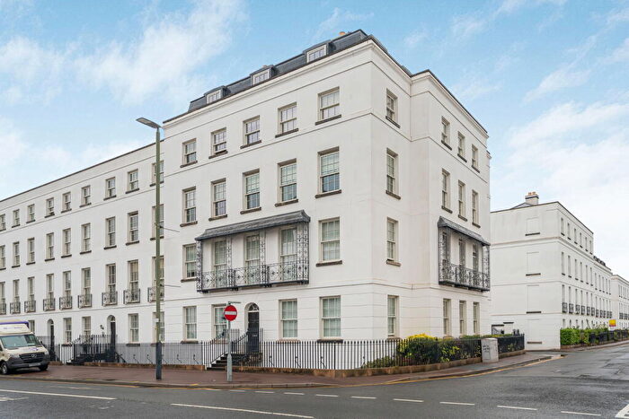 2 Bedroom Flat For Sale In Regency Place, Cheltenham, GL52