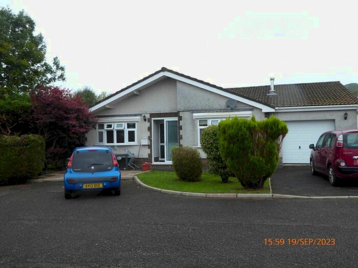 3 Bedroom Bungalow To Rent In Pontfaen, Llanddarog, Carmarthen, SA32