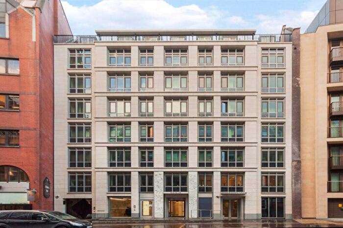Flat To Rent In Clifford's Inn, Fetter Lane, EC4A