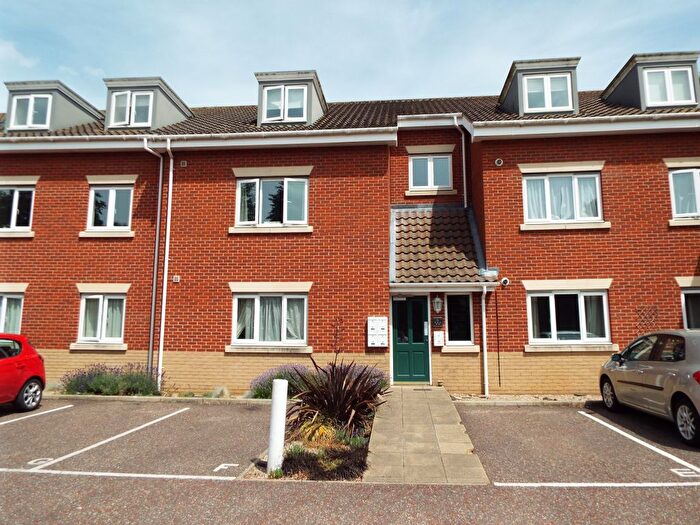 2 Bedroom Flat To Rent In Mccarney Court, Norwich, NR6