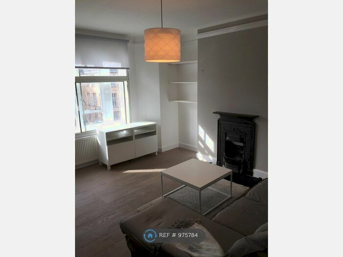 1 Bedroom Flat To Rent In Fairfield Drive, London, SW18