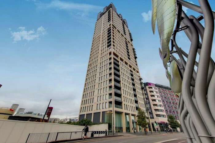 2 Bedroom Flat To Rent In Legacy Tower, Stratford, London, E15