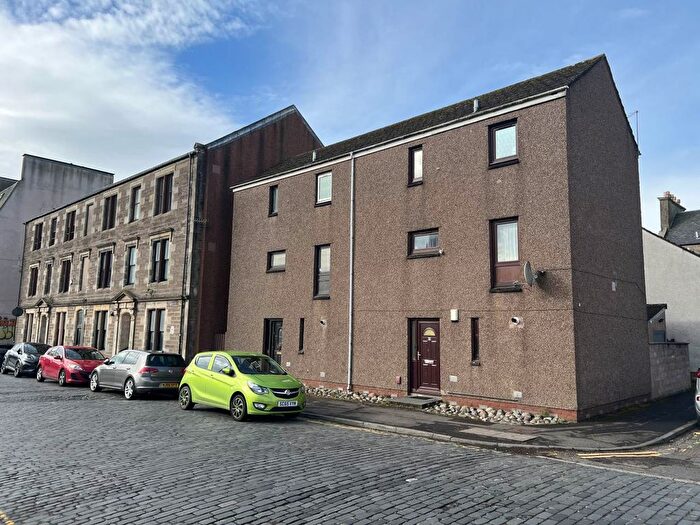 4 Bedroom Property To Rent In Peddie Street, Dundee, DD1