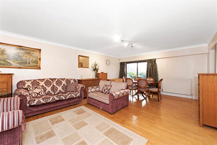 2 Bedroom Apartment For Sale In Tower Bridge Wharf, St. Katharines Way, London, E1W