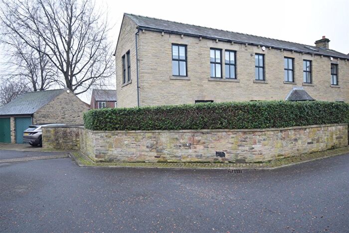 3 Bedroom End Of Terrace House To Rent In St Peters Court, Horbury, WF4