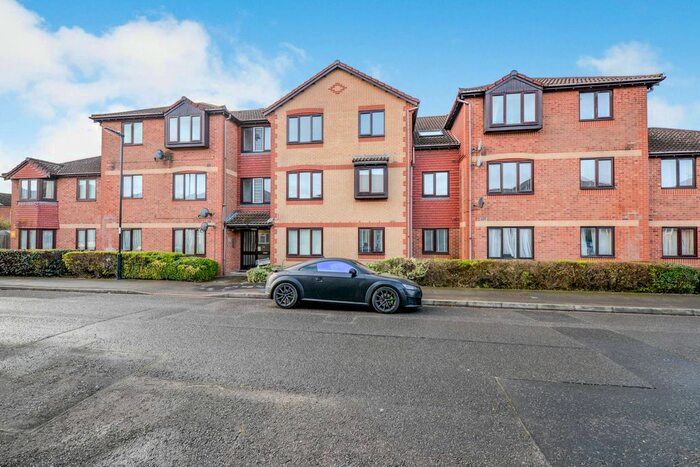 1 Bedroom Flat To Rent In Whitworth Road, Bitterne, Southampton, SO18