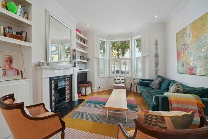 3 Bedroom Property To Rent In Prothero Road, London, SW6