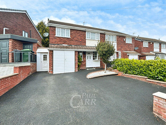 3 Bedroom Semi-Detached House For Sale In Stanton Road, Great Barr, Birmingham, B43