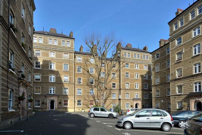 Studio To Rent In Herbrand Street, London, WC1N