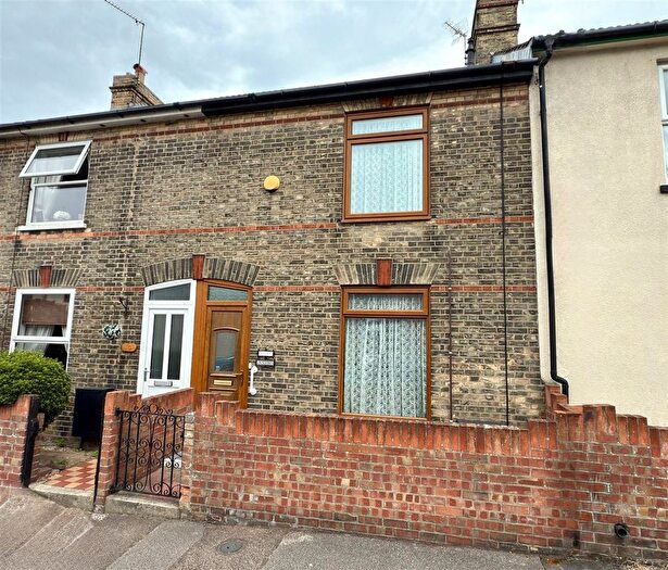 3 Bedroom Terraced House For Sale In Lovewell Road, Lowestoft, NR33