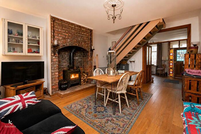 2 Bedroom Cottage For Sale In Duck Street, Clitheroe, BB7