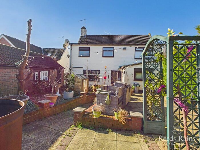 4 Bedroom Detached House For Sale In Station Road, Preston, Hull, East Yorkshire, HU12