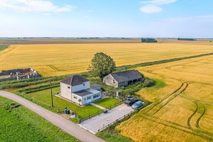 3 Bedroom Detached House For Sale In Rings End, Guyhirn, Wisbech, PE13